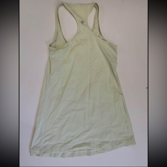 Size 4. Sister doesn’t want it anymore - Picture 2 of 4